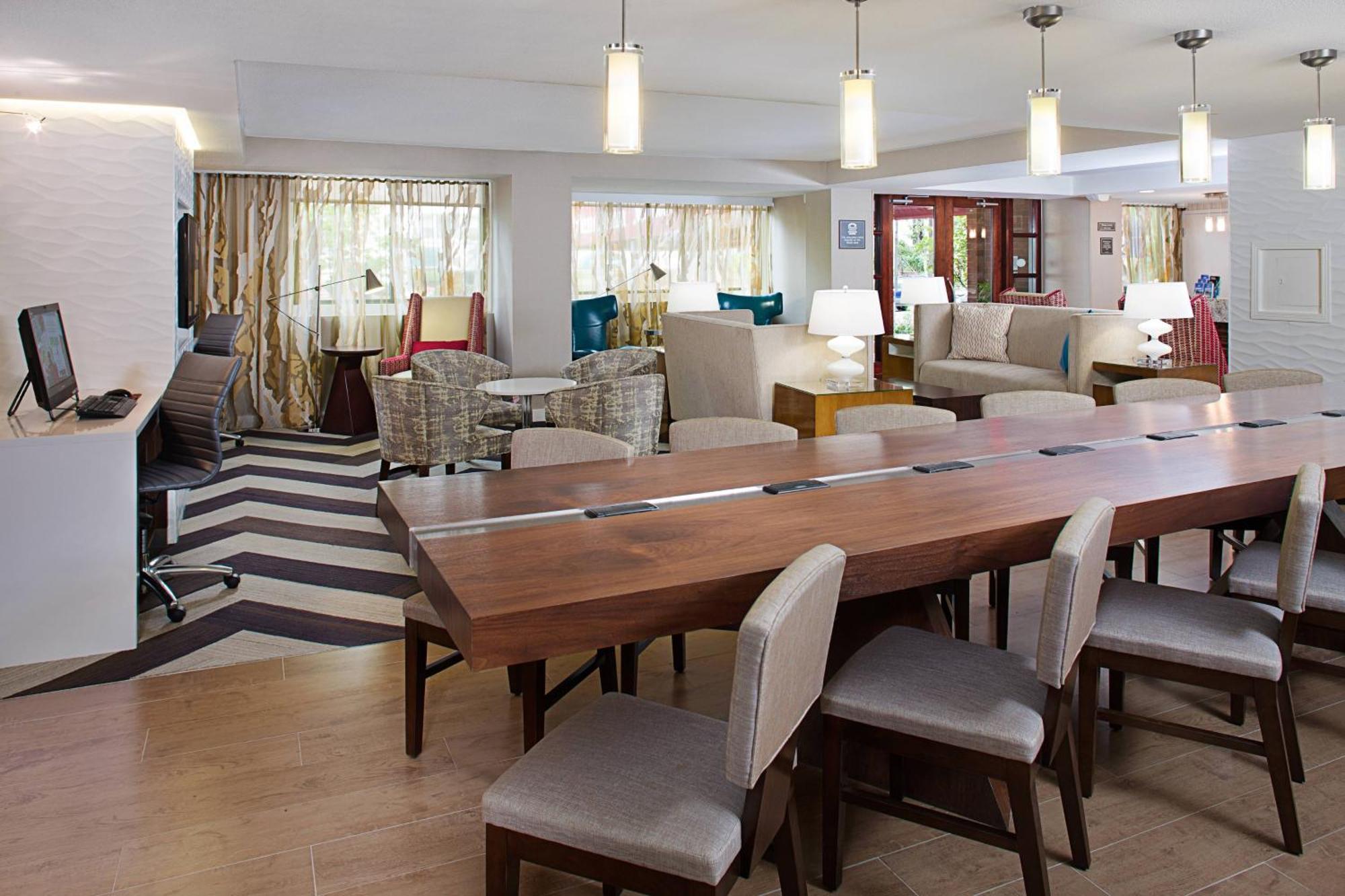 By Marriott - Dc/foggy Bottom 3*